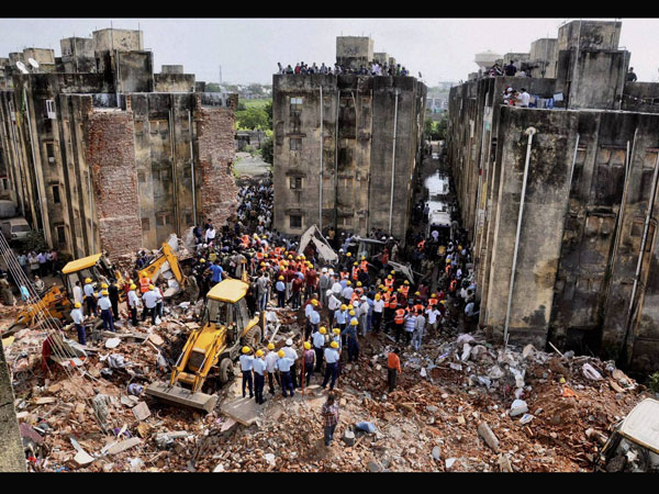 Buildings collapse in Vadodara, 7 killed