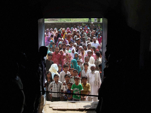 Riot victims take refuge