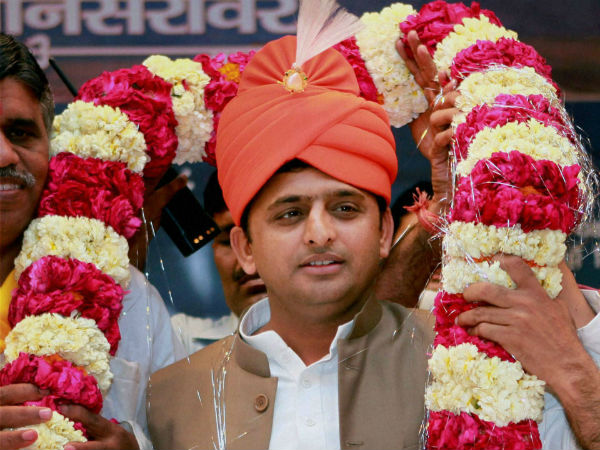 (Pics) Durga Shakti to Muzaffarnagar: Akhilesh can begin countdown