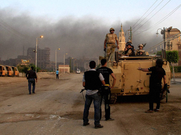 Clashes erupt in Egypt