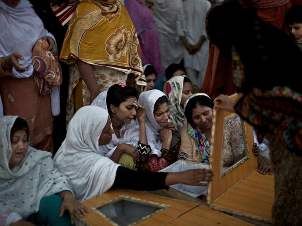 Suicide bombers blow themselves