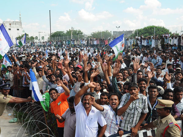Thousands of followers await Jagan's release