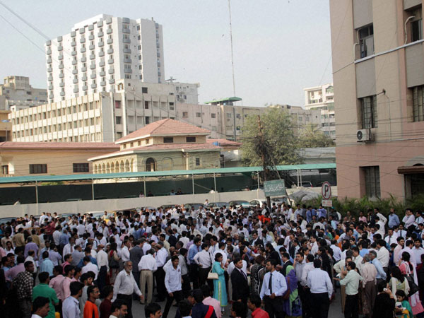 Powerful earthquake jolts Pakistan