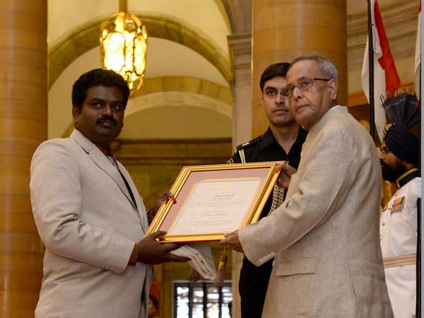 Encouraging young scholars Encouraging young scholars