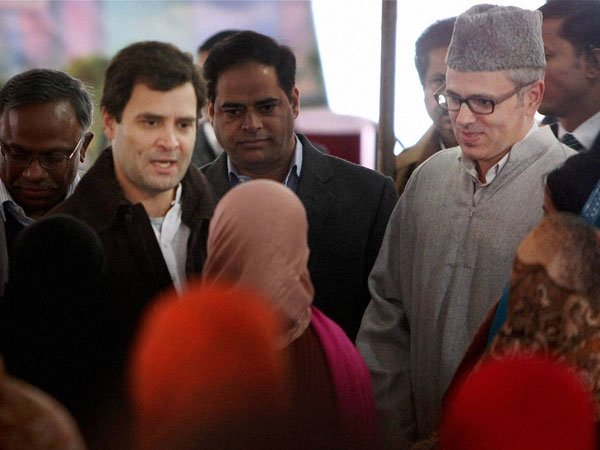 Rahul Gandhi interacts with self help group members