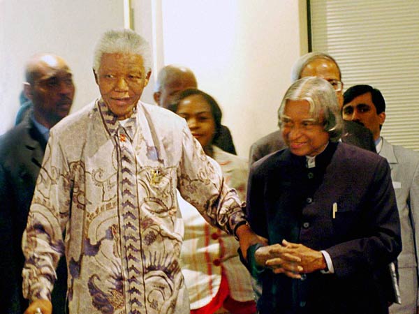 Nelson Mandela with the A.P.J. Abdul Kalam
