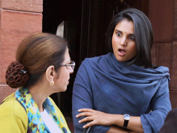 Congress MPs Annu Tandon and Ramya