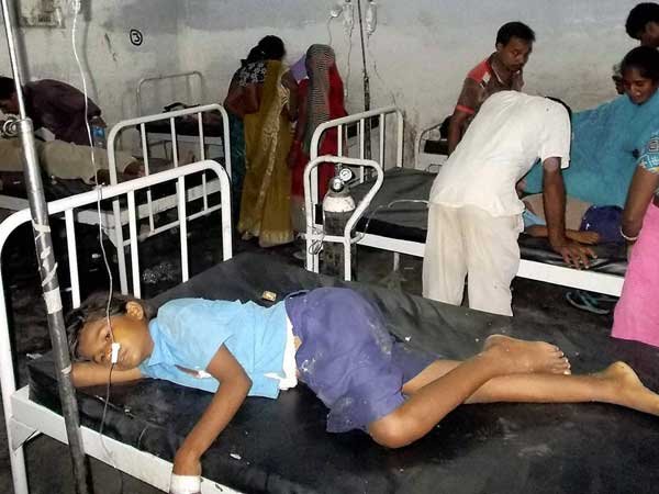 Children die after consuming poisoned mid-day meal in school