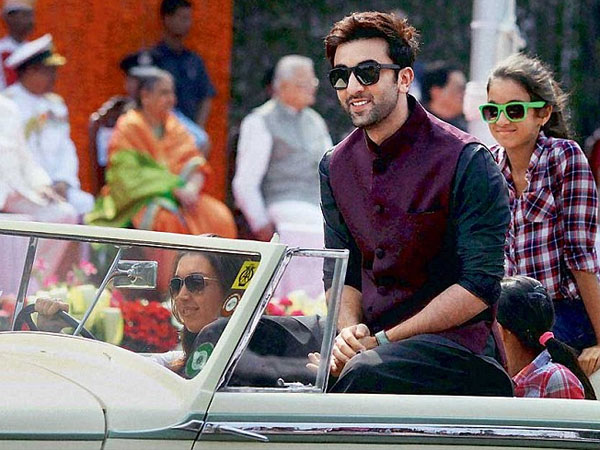 Bollywood actor Ranbir Kapoor (right) takes part in the function held at Marine Drive, Mumbai 