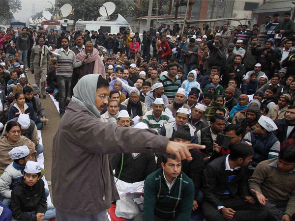 Controversy 5: Rukus at Kejriwal's Janta Darbar