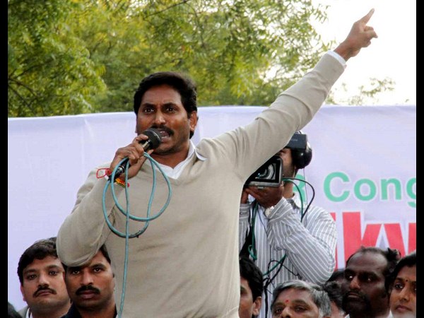 Pics: Jagan fights for united Andhra Pradesh