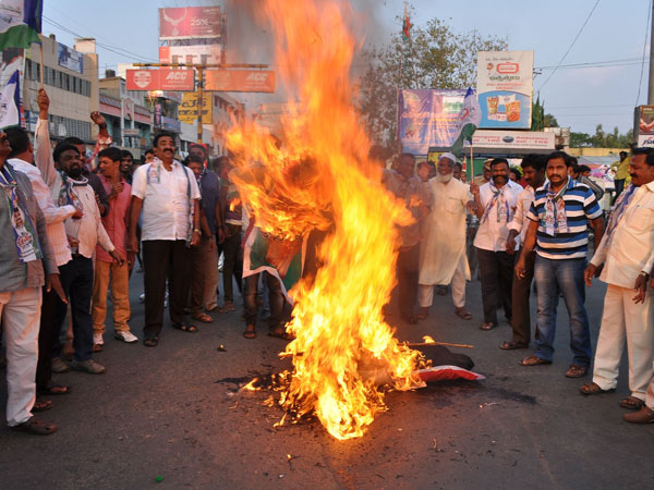 Supporters staged dharnas in front of bus depots
