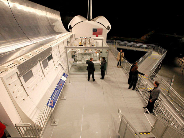 A test walk-through in Space Shuttle Exhibit