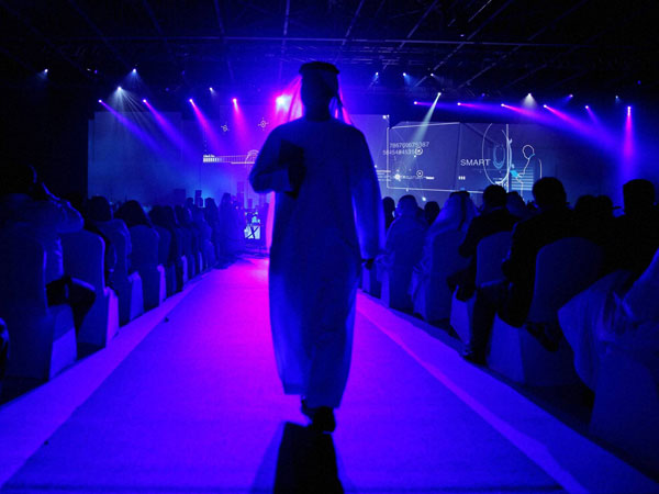 Dubai turns to technology for a smooth transition