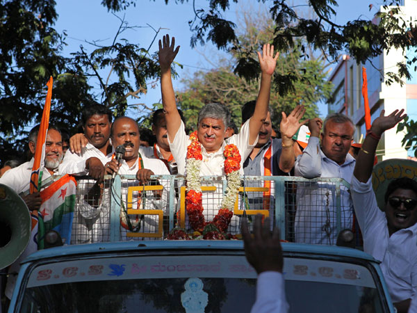 Nandan Nilekani's padayatra was a success with turnout
