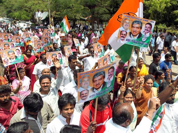 Nandan Nilekani during a rally