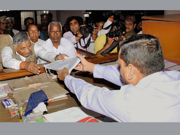Gen (retd) VK Singh filing his nomination