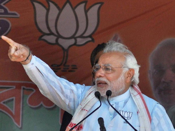Narendra Modi addressing an election rally