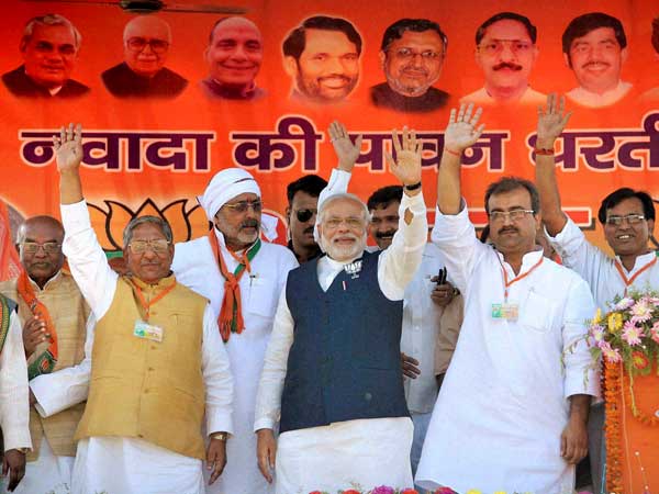 Narendra Modi and party senior leaders