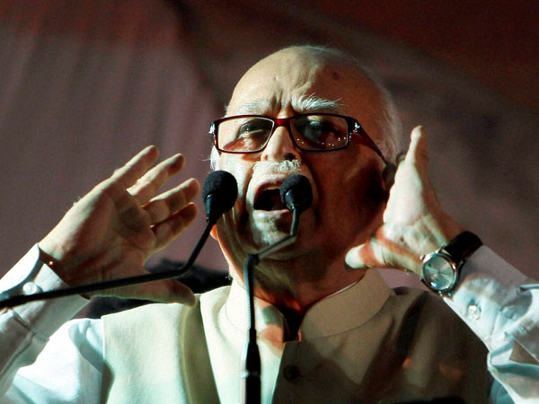 L K Advani addresses an election campaign rally
