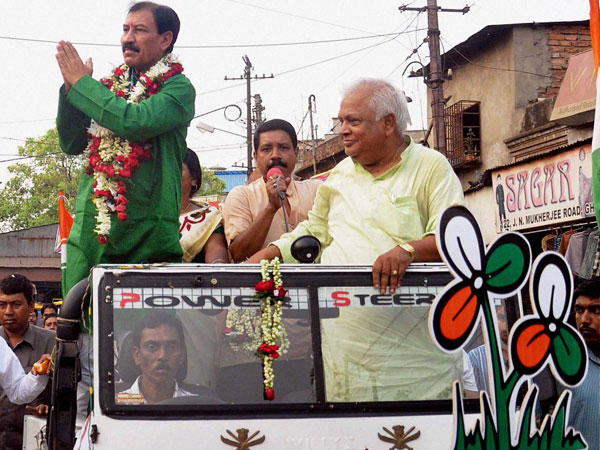 Howrah constituency Prasun Banerjee campaigns