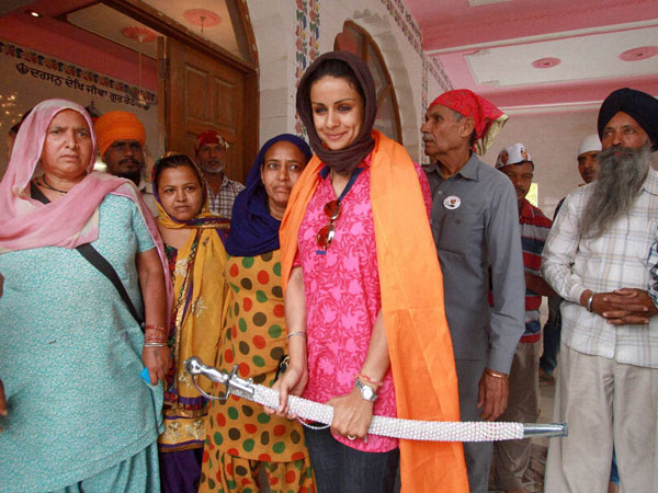AAP candidate Gul Panag holding a sword AAP candidate Gul Panag holding a sword