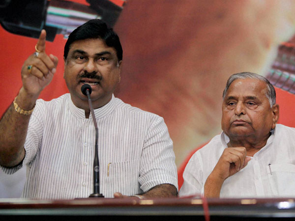 Ashok Pradhan with SP Supermo Mulayam Singh Yadav Ashok Pradhan with SP Supermo Mulayam Singh Yadav