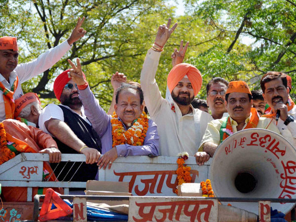 Singh Sidhu campaigning for the party candidate Harsh Vardhan Singh Sidhu campaigning for the party candidate Harsh Vardhan