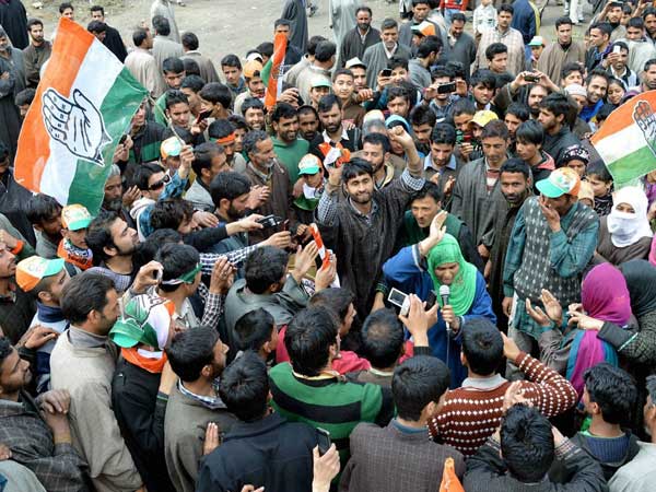 Mehboob Beig during an election campaign rally