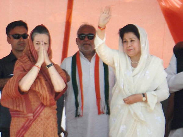 Sonia Gandhi at an election rally