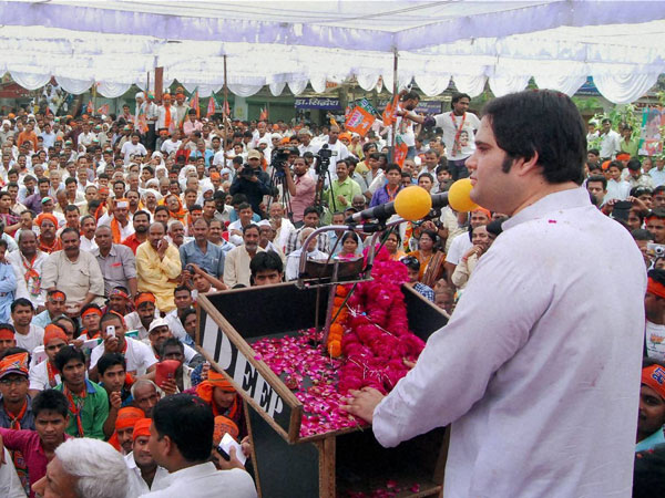 Varun Gandhi addresses an election meeting in Sultanpur
