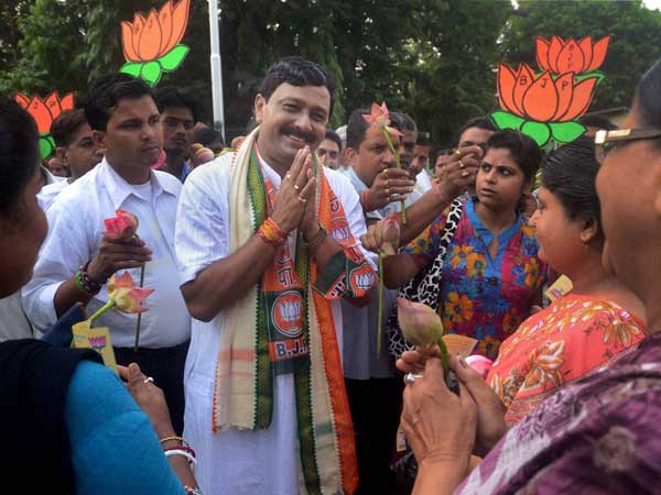 Rahul Sinha during his door to door election campign in Kolkata