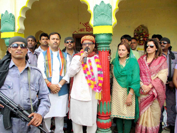 Amar Singh with party leader Jaya Prada at an election meeting