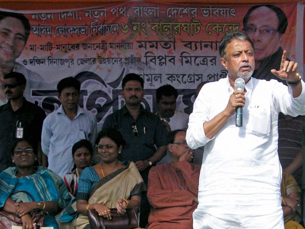 Mukul Roy addresses an election rally at Tapan