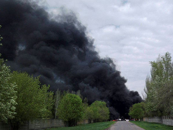 Ukrainian troops attack Slovyansk