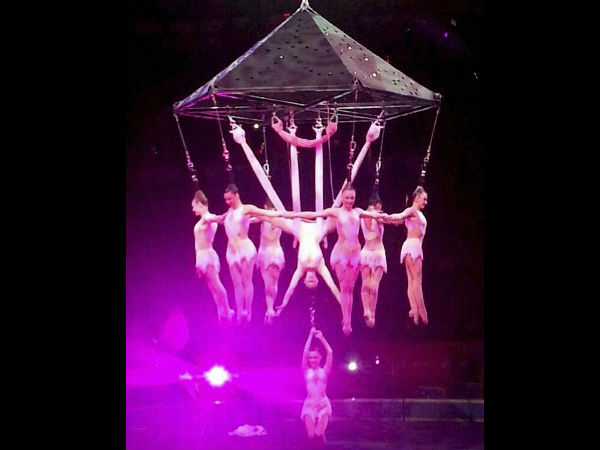 Performers hurt while performing Performers hurt while performing
