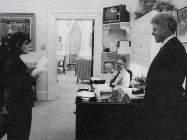 In Pics: Lewinsky- Clinton scandal