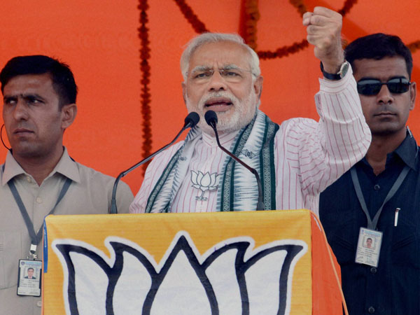 Narendra Modi addresses an election rally in Motihari