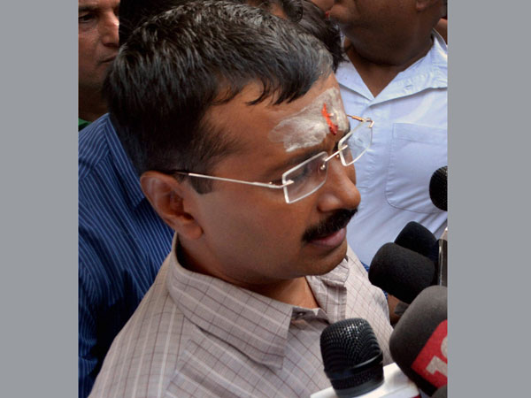 AAP convener Arvind Kejriwal talking to the media in Varanasi