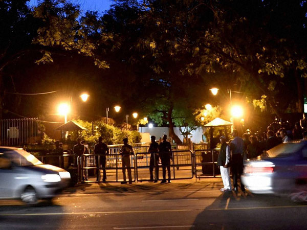 Media persons outside at the farewell dinner of Prime Minister Manmohan Singh Media persons outside at the farewell dinner of Prime Minister Manmohan Singh