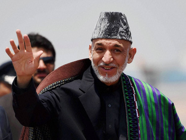 Afghanistan President Hamid Karzai arrives at AFS Palam