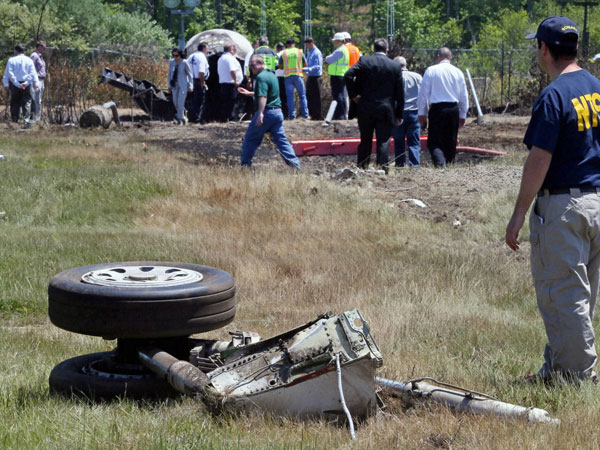 Plane crash in Bedford