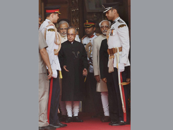 President Pranab Mukherjee, accompanied by Vice President