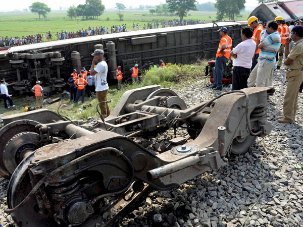 Rescue work in progress after 12 coaches 