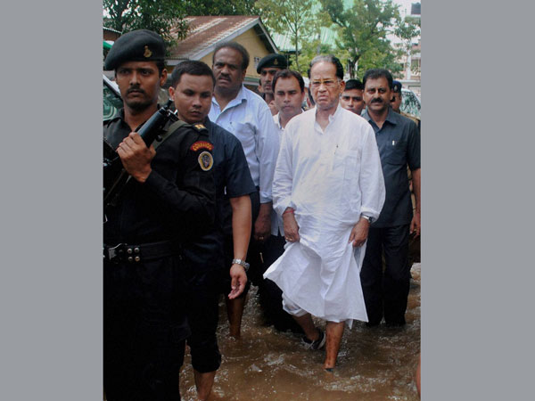 Assam Chief Minister Tarun Gogoi visits flood affected areas