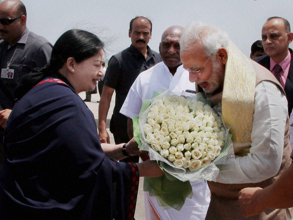 Narendra Modi being greeted by Jayalalithaa
