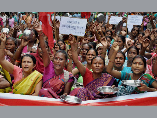 Members of the All Assam Mid-Day Meal Workers' Union