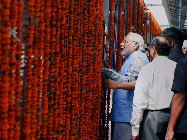 Prime Minister Narendra Modi during the flagging off ceremony