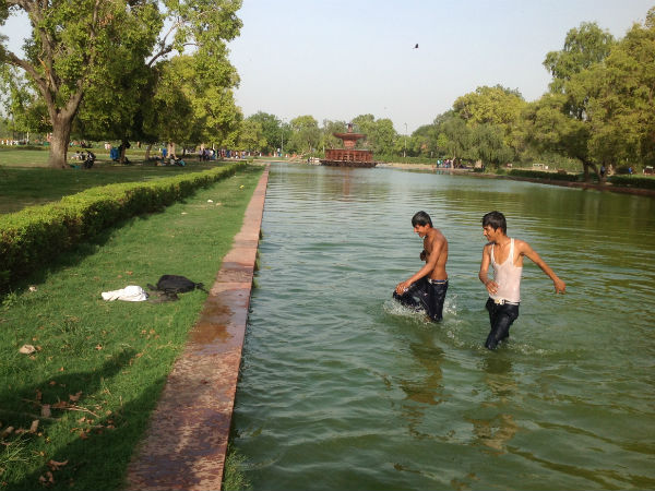 Sluggish monsoon hurts Delhiites