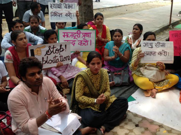 Delhi teachers go on hunger strike